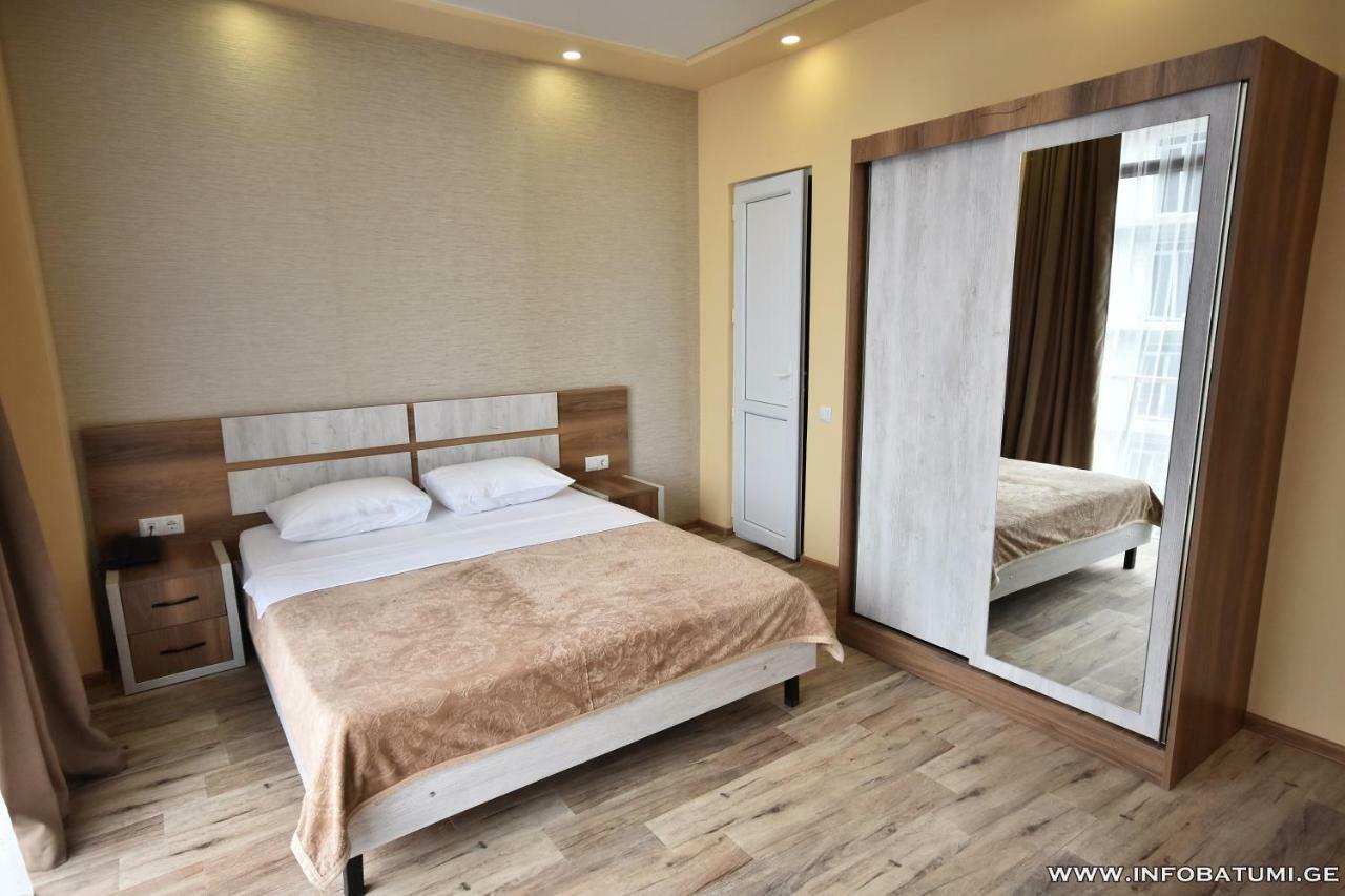 Hotel Royal Georgia Batumi Eksteriør billede